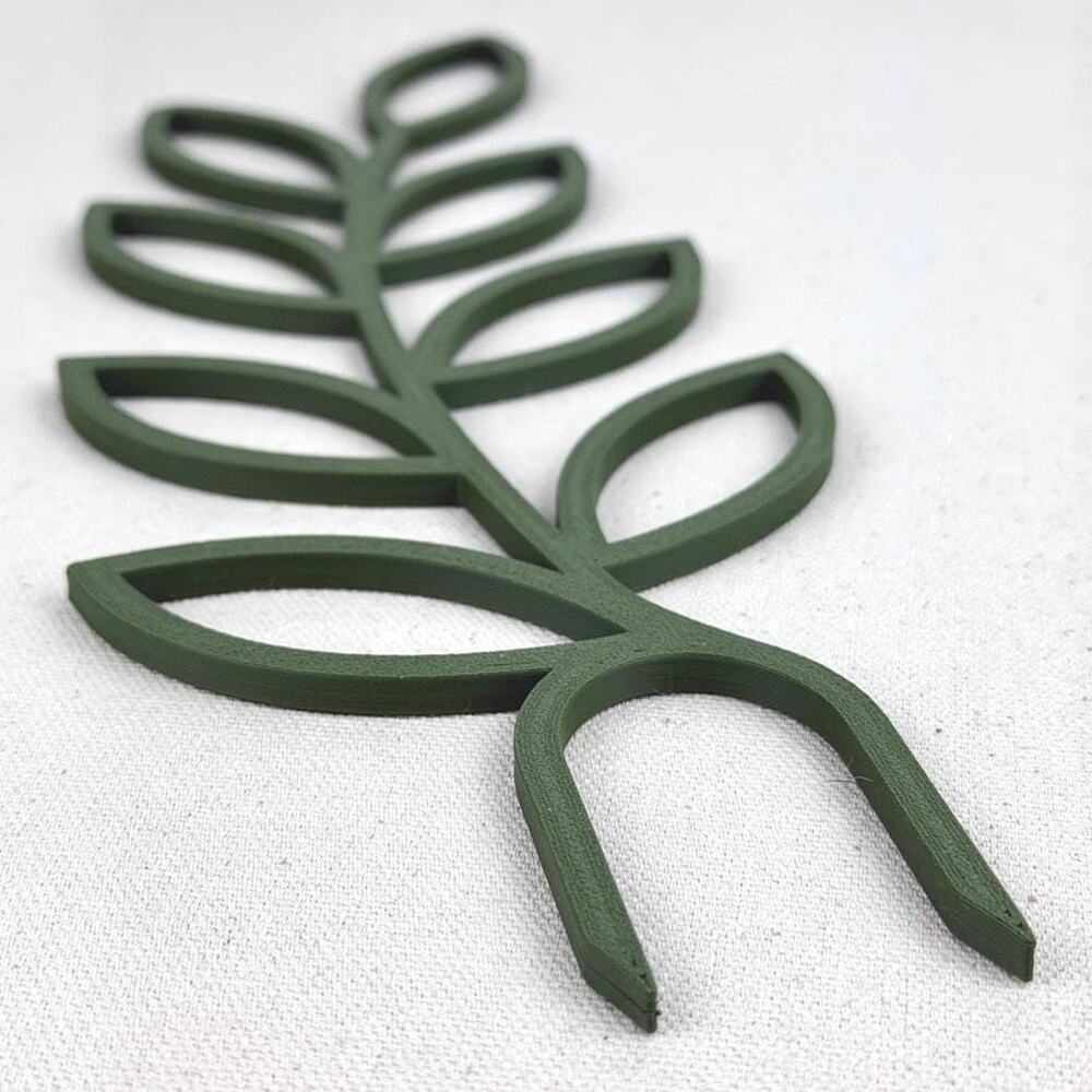 Plant Trellis, Leaf Shaped Plant Support, Indoor Garden Decor, 12.375" tall - Picture 10 of 11